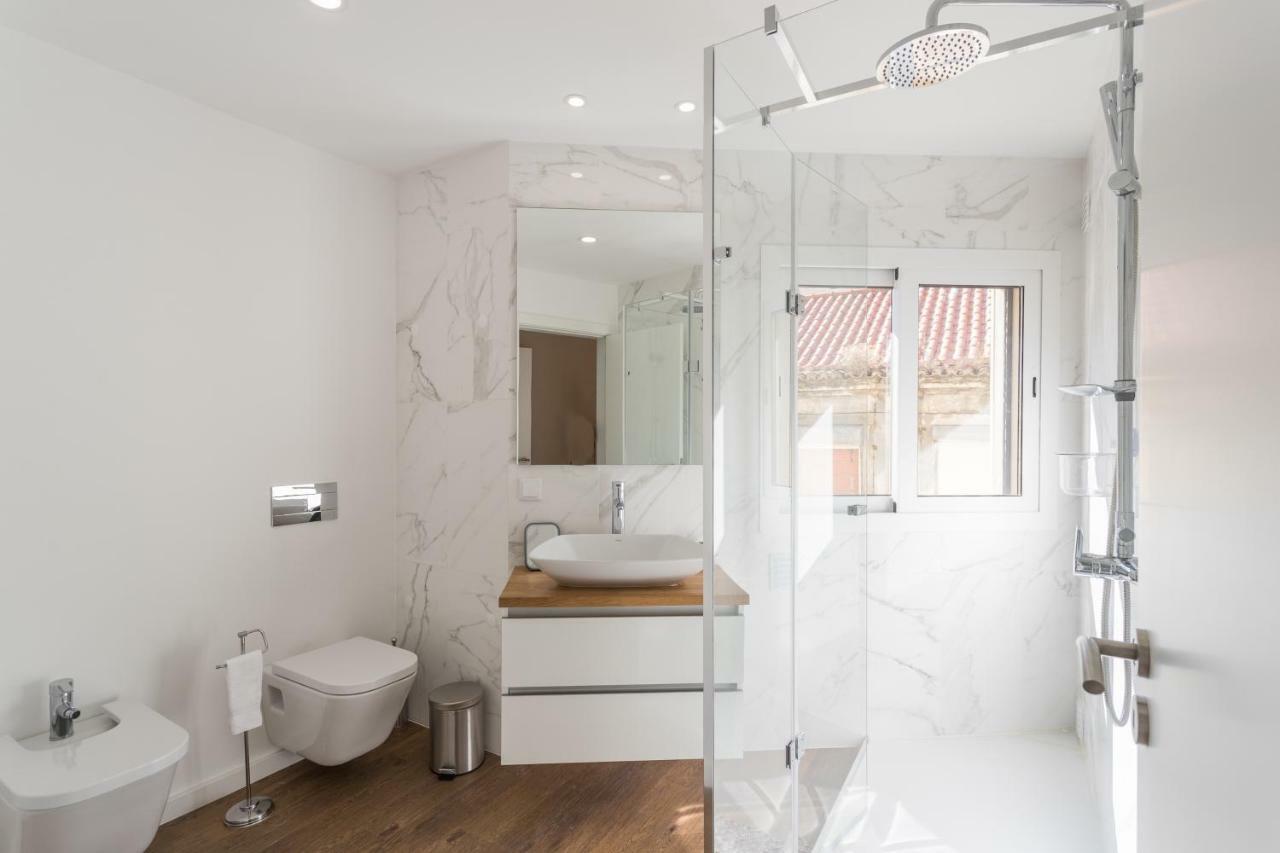 Alfama Lounge Three-Bedroom Apartment W/ River View And Parking - By Lu Holidays Lisboa Exterior foto